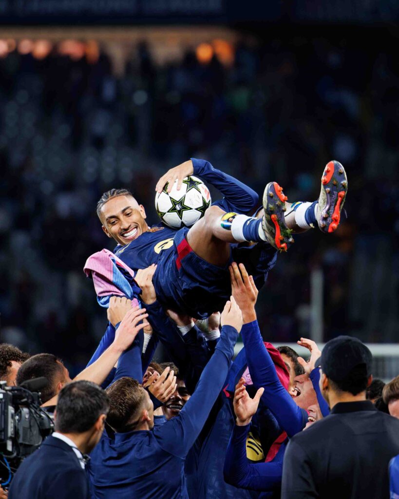 Ο Ραφίνια με τη Μπαρτσελόνα στο Τσάμπιονς Λιγκ